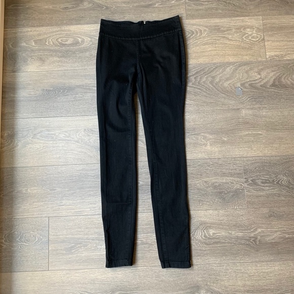 Aritzia Wilfred Free Skinny Jeans Mid rise Back Zipper Ankle Zip Denim Black 0 - Picture 3 of 12